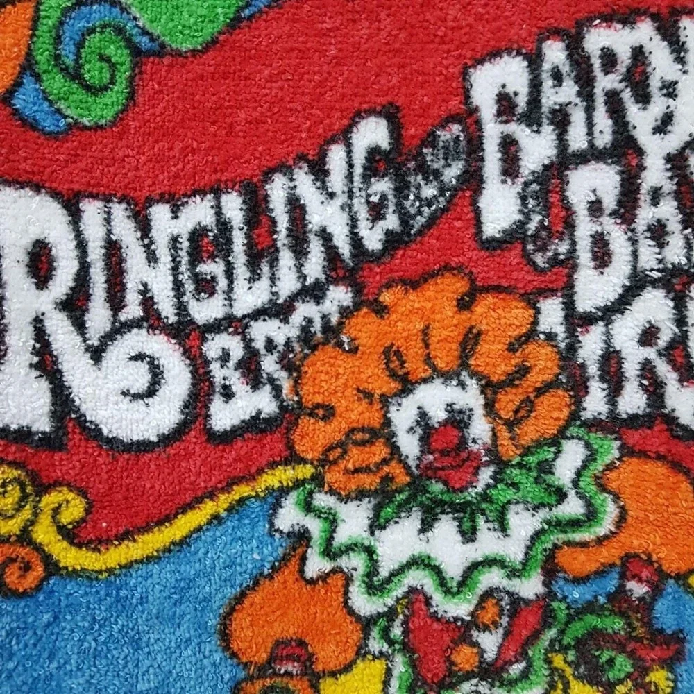Ringling Bros Barnum & Bailey Circus Kitchen Bath Hand Towel Clown Horse Vintage